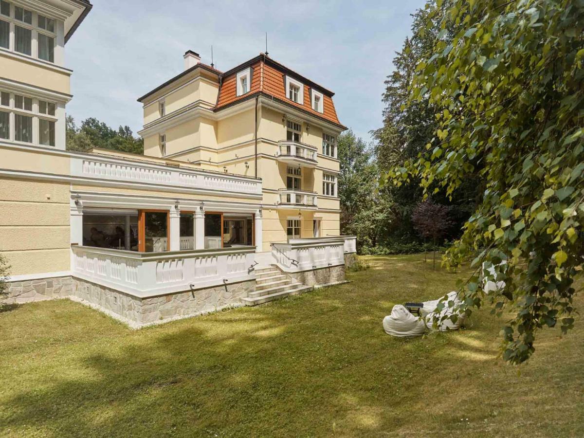 Apartment Villa Dionysus Karlovy Vary Exterior photo