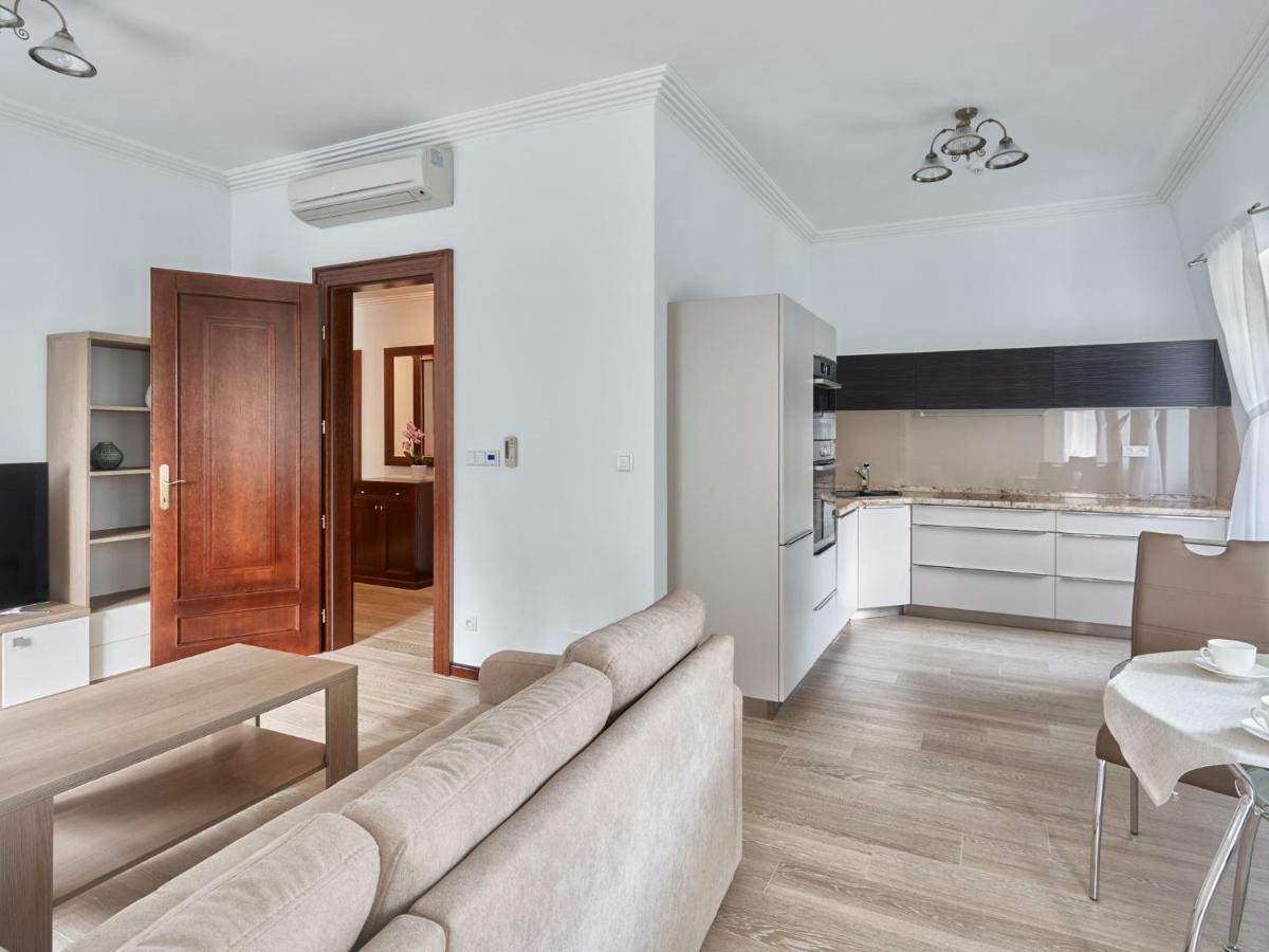 Apartment Villa Dionysus Karlovy Vary Exterior photo